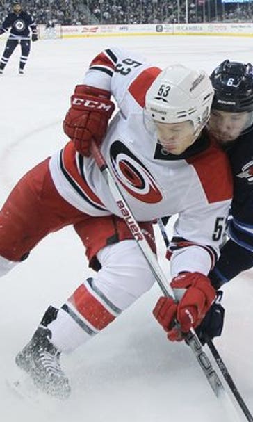 Hurricanes score 4 goals in first, hold on to beat Jets 5-3